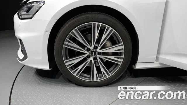 Audi A6 45 TFSI quattro Premium — Фото автомобиля 5