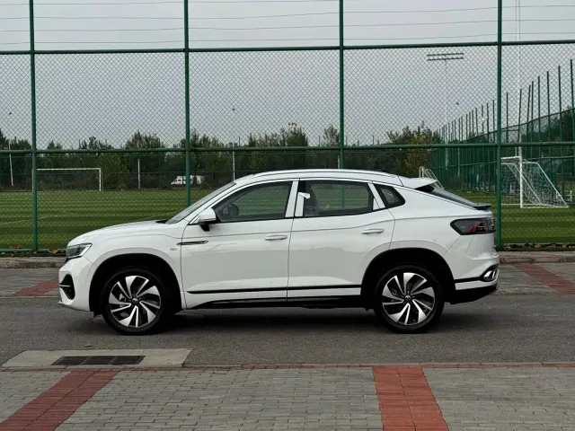 Volkswagen Tayron X — Фото автомобиля 3
