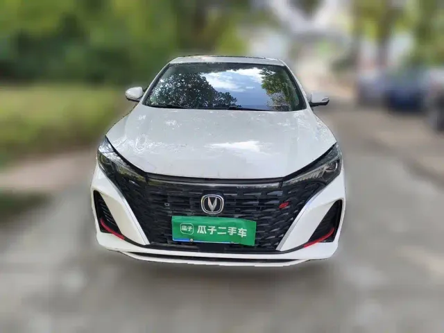 Changan Eado — Фото автомобиля 2
