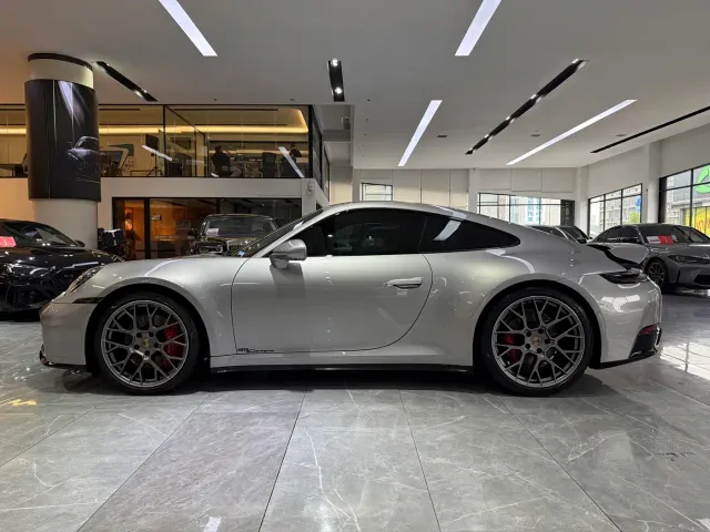 Porsche 911 — Фото автомобиля 18
