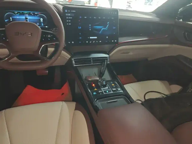 BYD Seal — Фото автомобиля 13