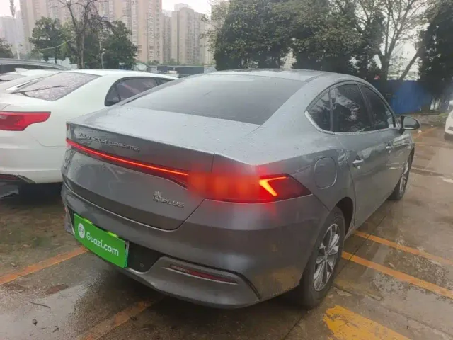 BYD Qin PLUS — Фото автомобиля 6