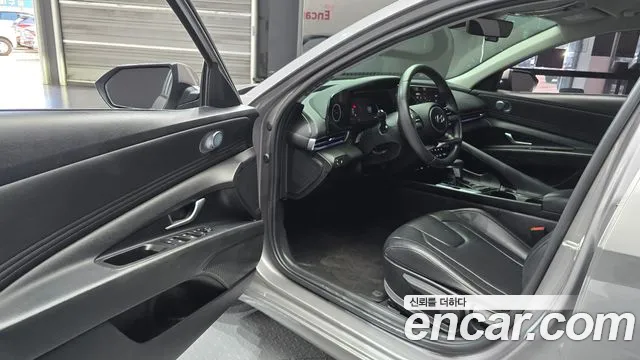 Hyundai Avante CN7 — Фото автомобиля 13