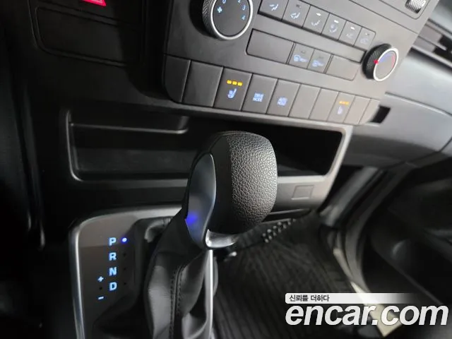 Hyundai Staria — Фото автомобиля 9