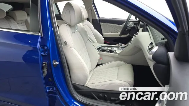 Genesis G70 — Фото автомобиля 26
