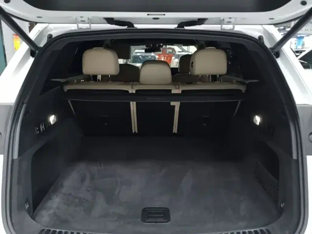 Li Auto L7 — Фото автомобиля 18