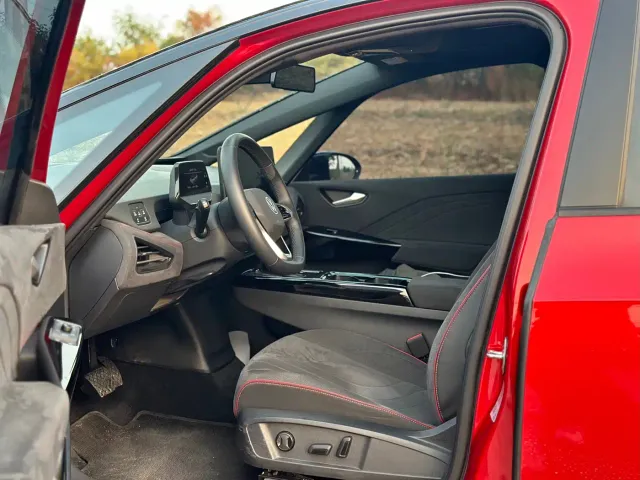 Volkswagen ID.3 — Фото автомобиля 6