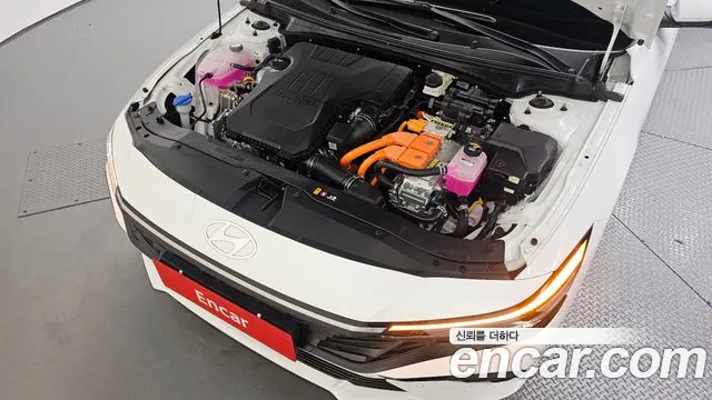 Hyundai AVANTE Inspiration — Фото автомобиля 6
