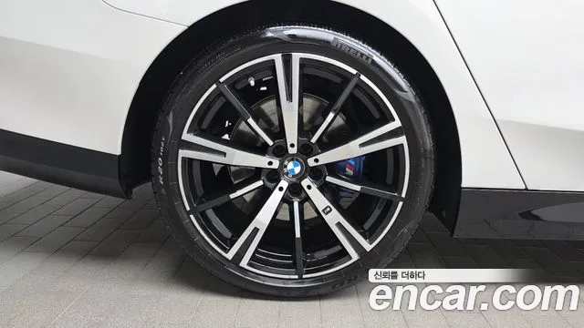 BMW 5-Series 5 серия (G60) 530i xDrive M Sport — Фото автомобиля 5