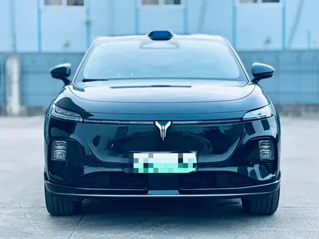 Voyah Zhiyin — Фото автомобиля 2