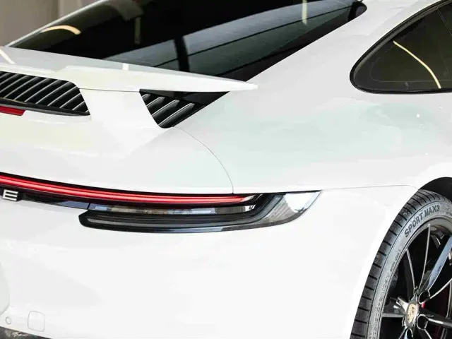 Porsche 911 — Фото автомобиля 8