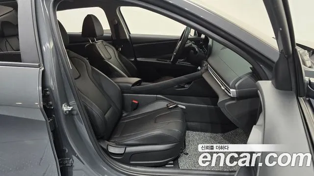 Hyundai Avante CN7 — Фото автомобиля 16