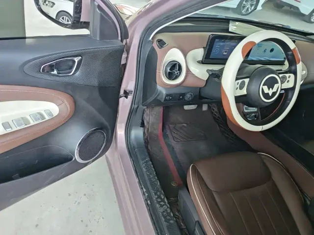 Wuling Bingo — Фото автомобиля 15