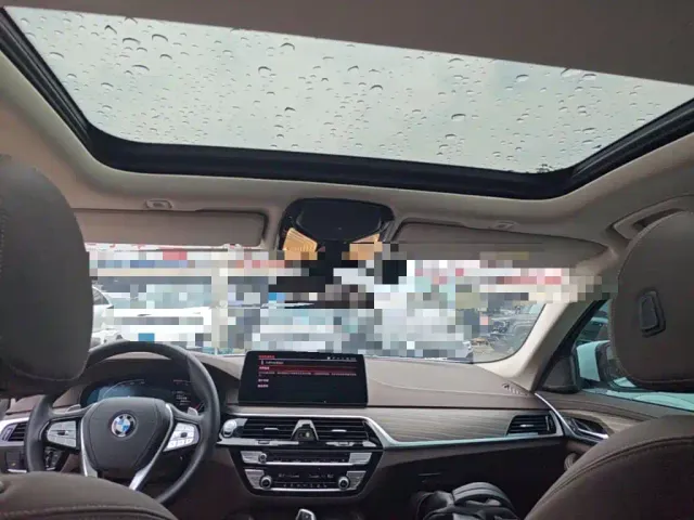 BMW 5 Series — Фото автомобиля 17