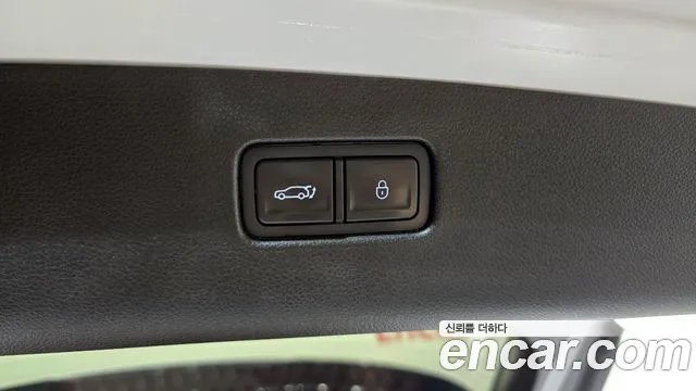 Genesis GV70 2.5T Бензин 2WD — Фото автомобиля 27