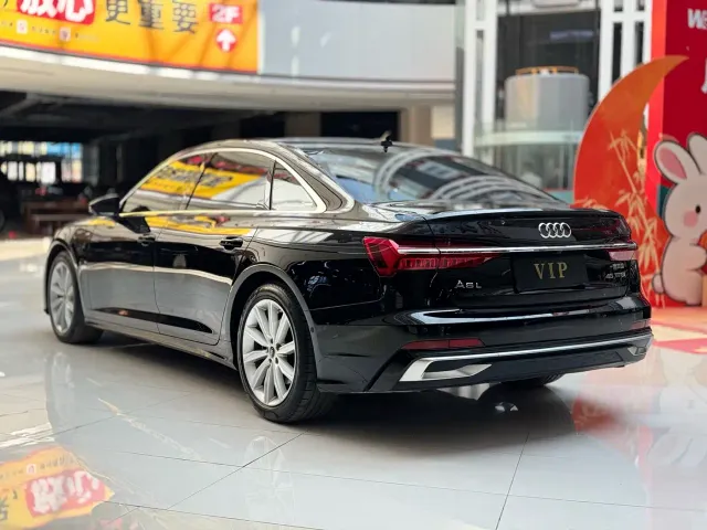 Audi A6L — Фото автомобиля 7