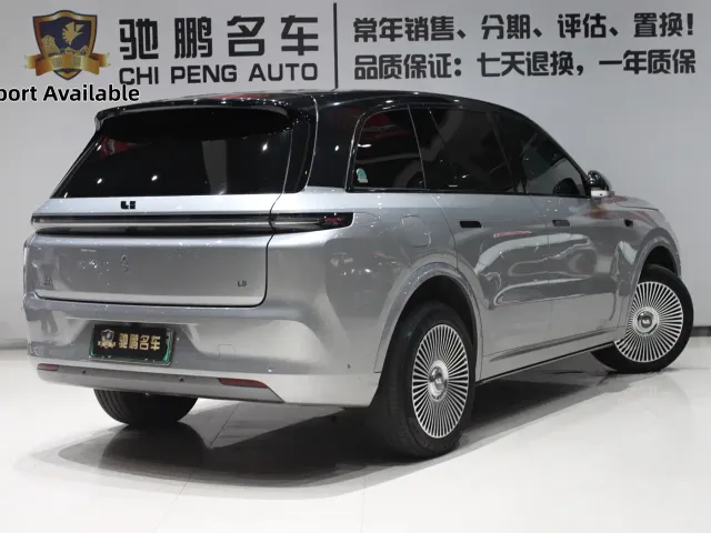 Li Auto L8 — Фото автомобиля 2