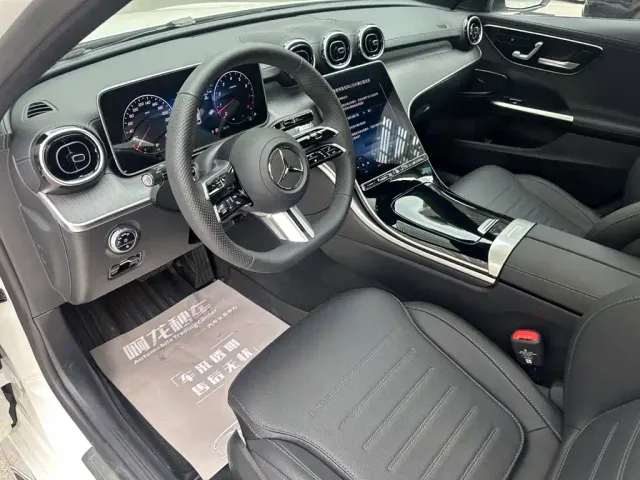Mercedes-Benz C-Class — Фото автомобиля 8