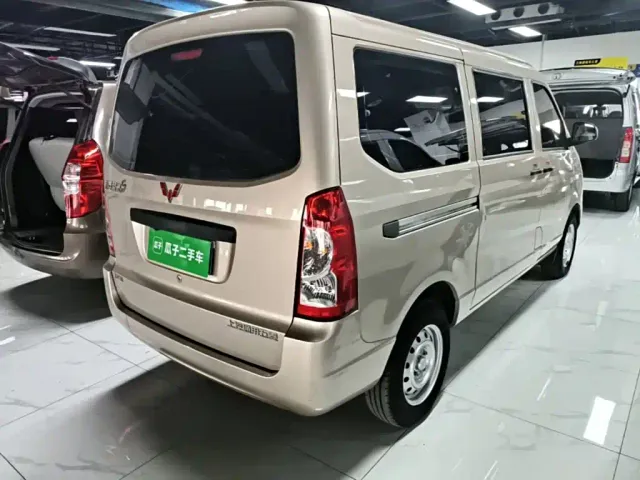 Wuling Rongguang S — Фото автомобиля 6