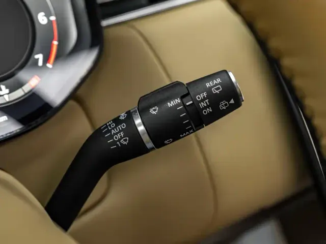 Land Rover Range Rover — Фото автомобиля 12