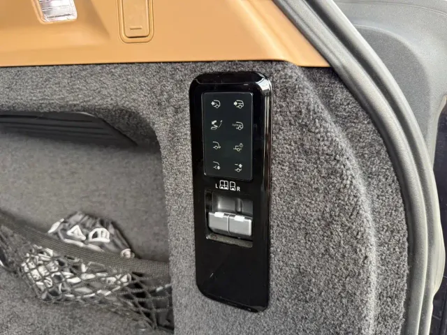 Land Rover Range Rover — Фото автомобиля 30