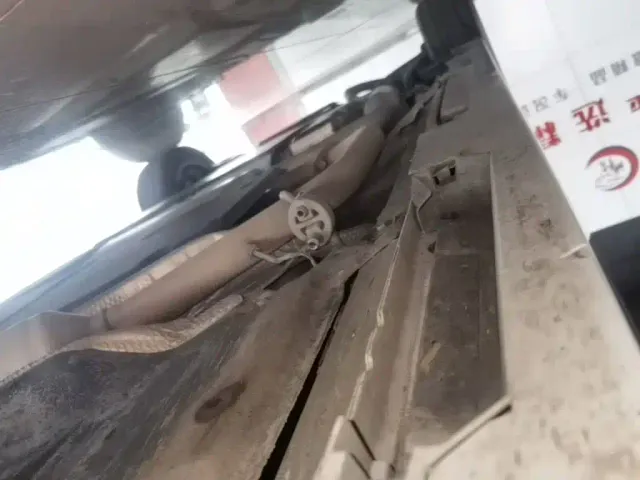 Toyota Sienna — Фото автомобиля 20