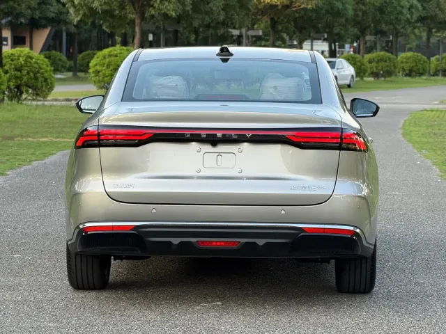 Geely Galaxy Stellar 6 — Фото автомобиля 27