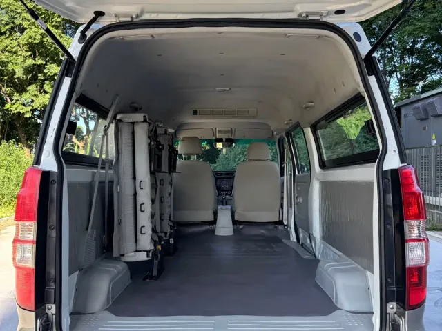 Jinbei New Hiace X30L — Фото автомобиля 10