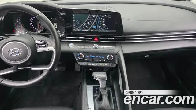 Hyundai AVANTE Avante (CN7) — Фото автомобиля 14