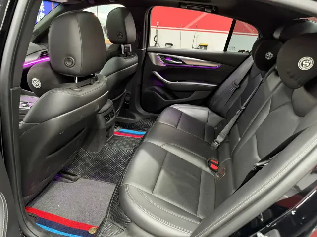 Cadillac CT5 — Фото автомобиля 10
