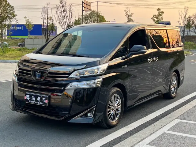 Toyota Vellfire — Фото автомобиля 2