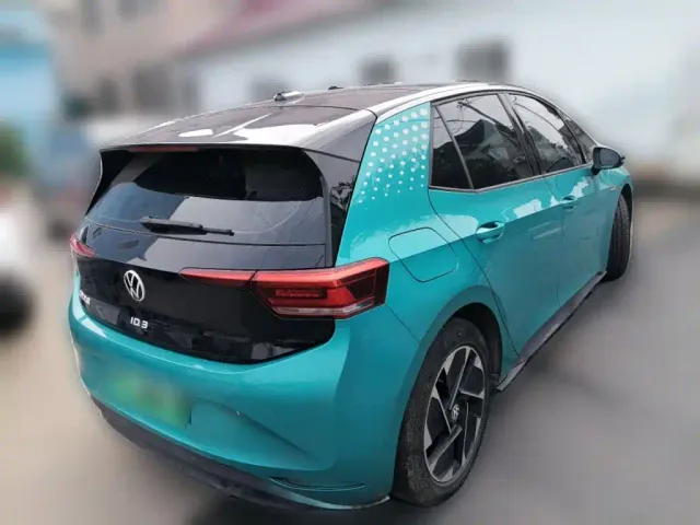 Volkswagen ID.3 — Фото автомобиля 4