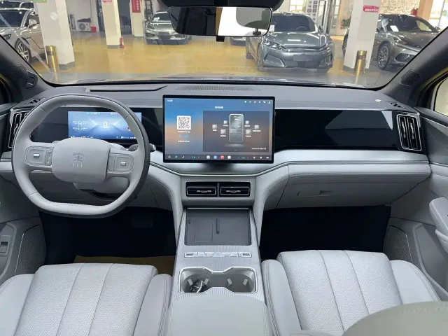 BYD Song Ultra — Фото автомобиля 6