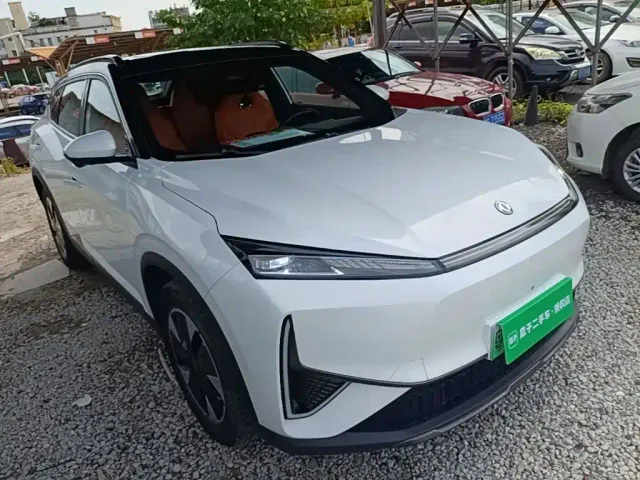 Dongfeng Fengshen L7 — Фото автомобиля 3