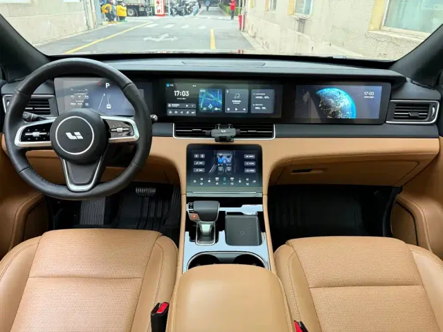 Li Auto ONE — Фото автомобиля 11