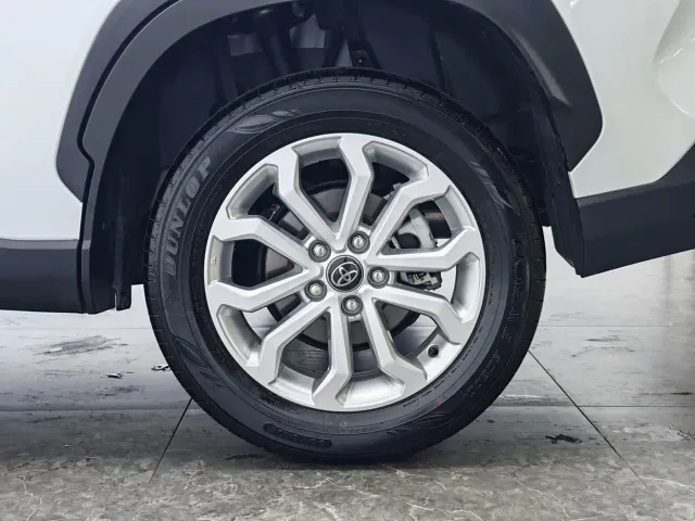 Toyota Frontlander — Фото автомобиля 9