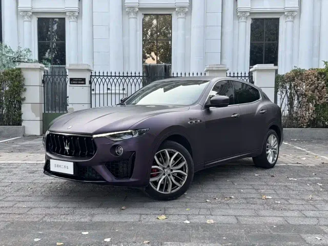 Фотография автомобиля — Maserati Levante