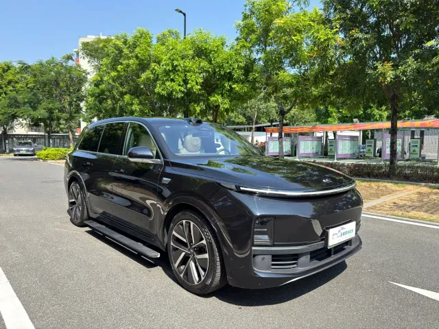 Li Auto L9 — Фото автомобиля 3