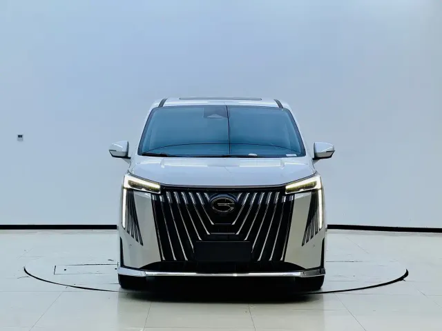 GAC Trumpchi M8 — Фото автомобиля 6