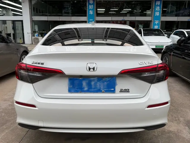 Honda Civic — Фото автомобиля 5