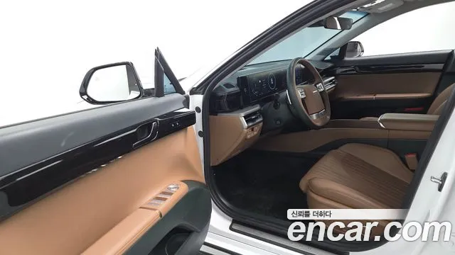 Hyundai Grandeur GN7 — Фото автомобиля 15