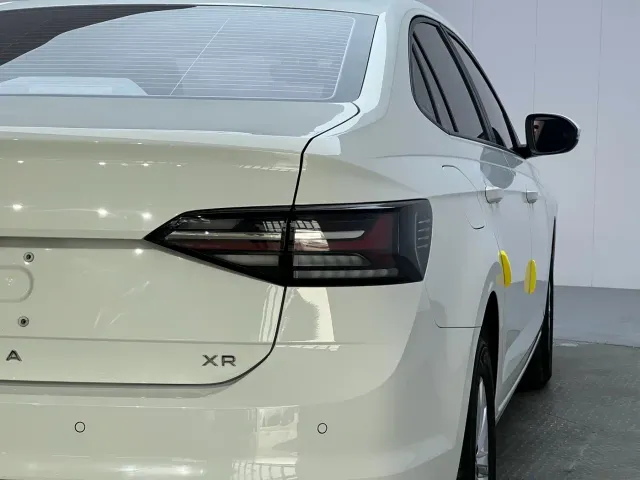 Volkswagen Lavida — Фото автомобиля 23