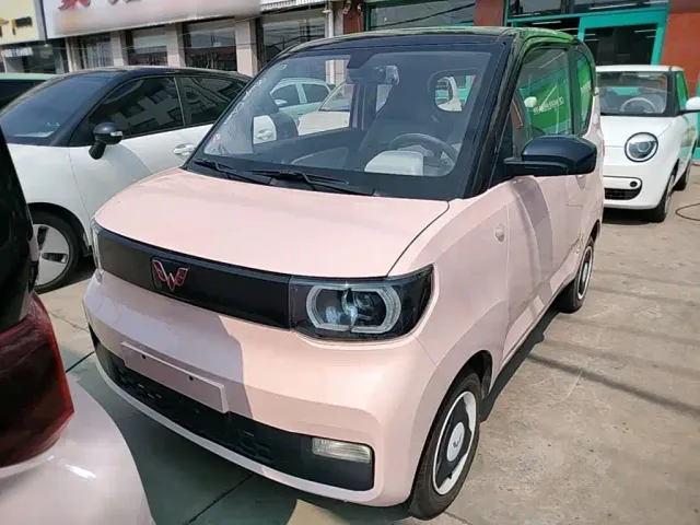 Wuling Hongguang Mini EV — Фото автомобиля 2
