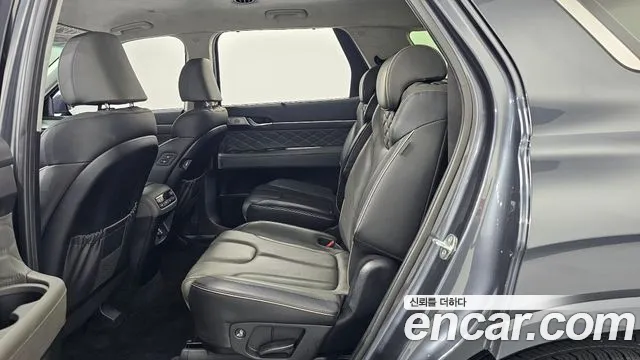 Hyundai Palisade Palisade Дизель 2.2 2WD — Фото автомобиля 20