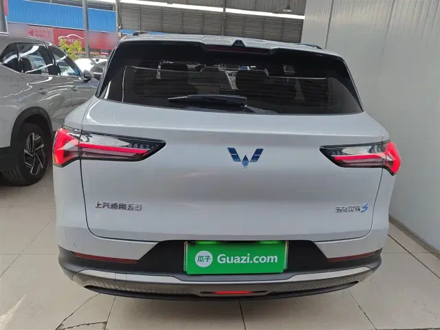 Wuling Starlight S — Фото автомобиля 3