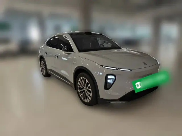 Nio EC6 — Фото автомобиля 24