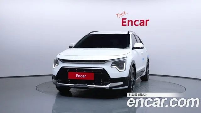 Kia Niro The All New Niro Signature — Фото автомобиля 3