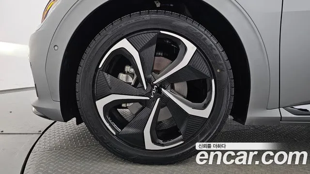 Kia EV6 — Фото автомобиля 5