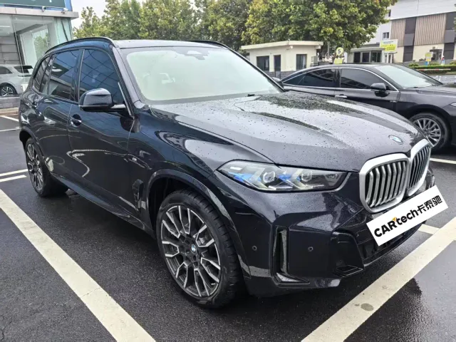 BMW X5 — Фото автомобиля 3