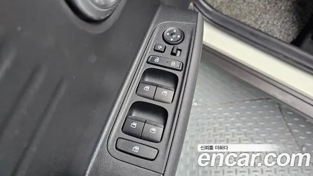 Hyundai Casper Casper Turbo Essential — Фото автомобиля 17